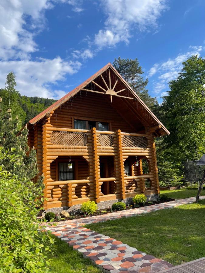 Котедж "Villa Затишна" Mykulytschyn Exterior foto